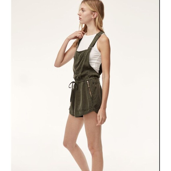 Aritzia Wilfred Free Green Romper Minimalist Jumpsuit Travel Lounge Casual - Picture 13 of 13